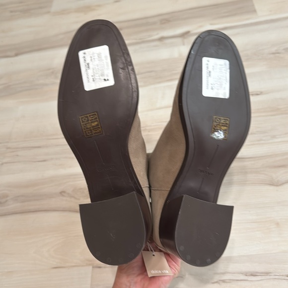 Dolce Vita Linny Leather H2O Bootie - Picture 10 of 10